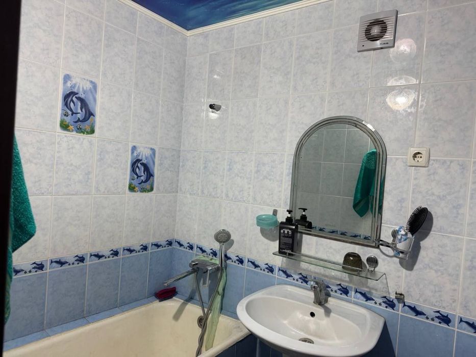 Продаётся 2х комнатная квартира переделанный в 3х комнатную