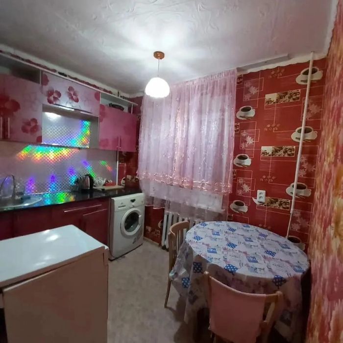 Срочно 2х комнатная квартира