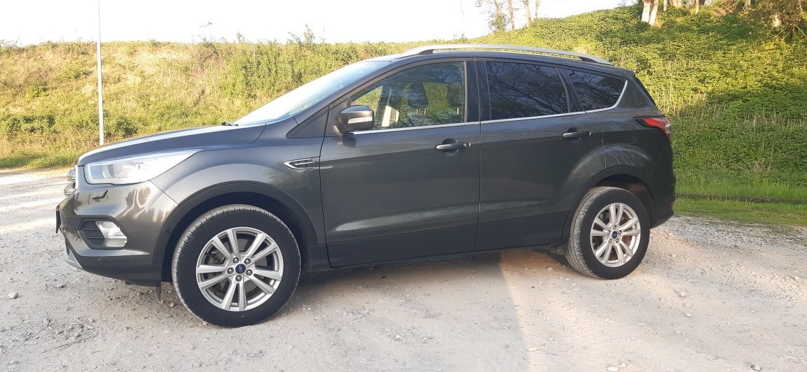 Ford Kuga Automat