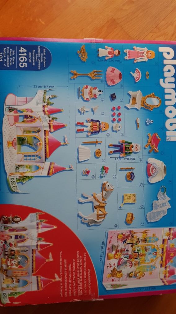 Vând calendar advent cu jucării playmobil