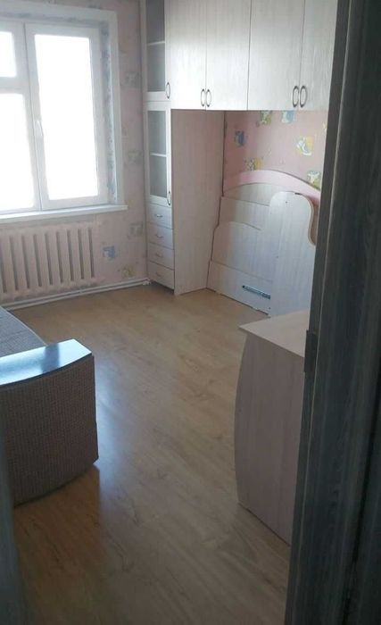 Сдаётся аренда квартира 4 комната в Яшнабадский районе 450$ Крестик