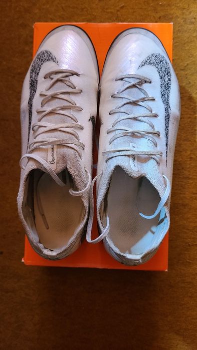 Sarakanoshka sotiladi