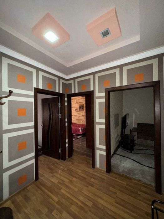 . РАЗДЕЛКА, 70м², Чиланзар 19 Квартал, 3\3\4,Продаётся Квартира