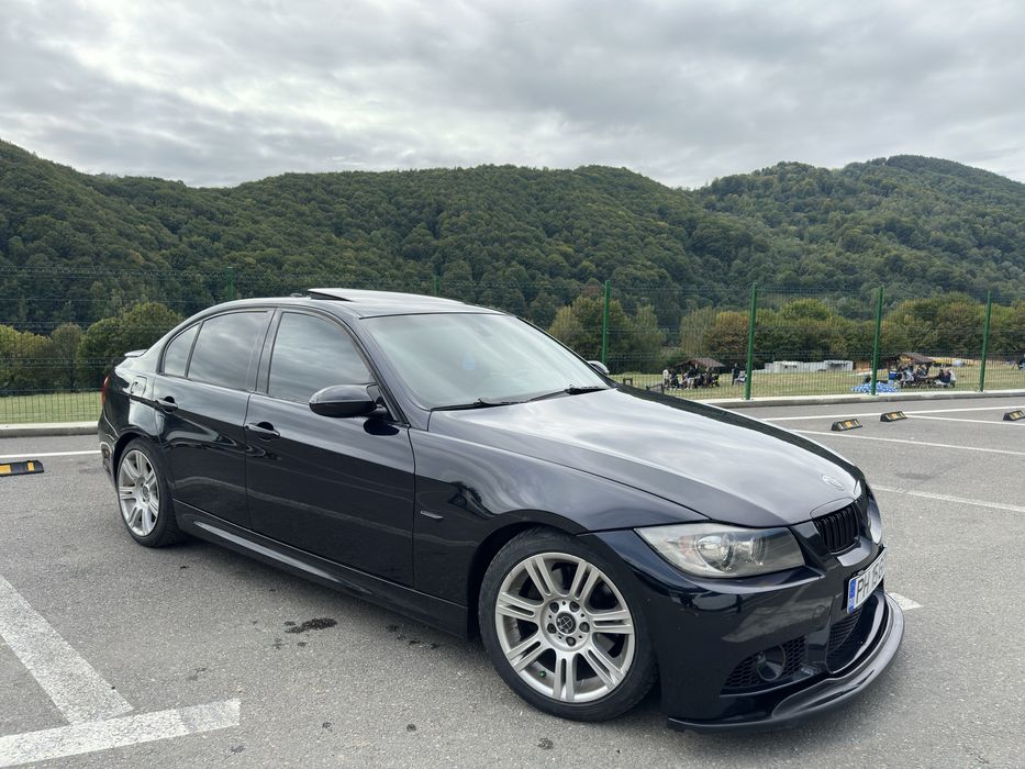 Bmw e90 320d.