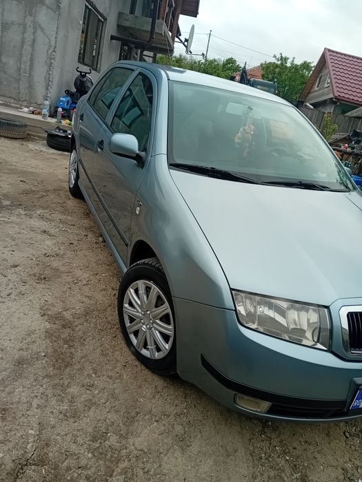 Vând skoda fabia