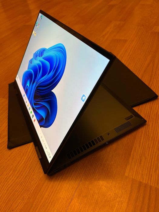 Laptop Asus Zenbook 14 flip