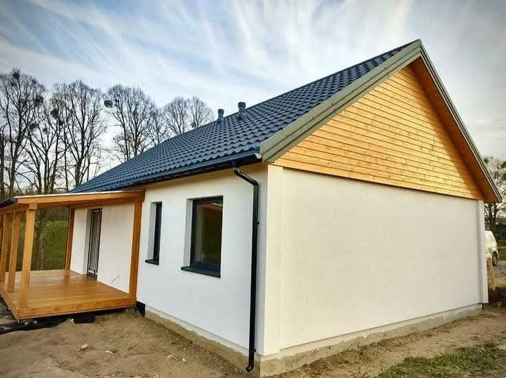 Casa, garaje auto pe structura metalica si panou sandwich termoizolant