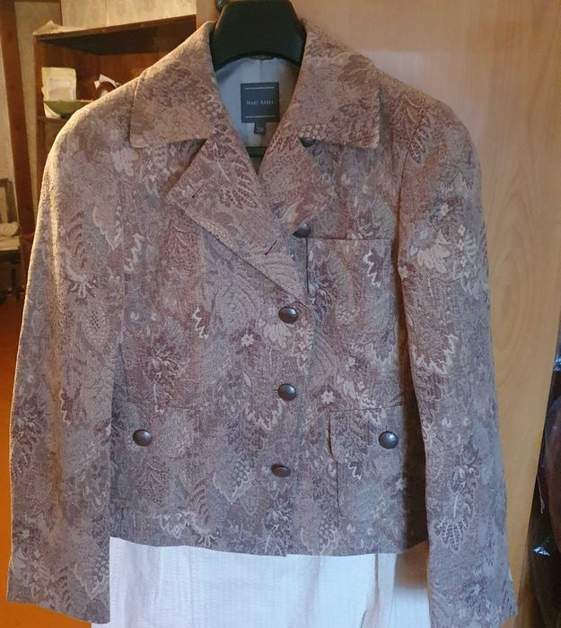 Жакет женский гобеленовый