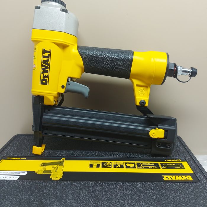 ПРОМОЦИЯ.Пневматичен такер за скоби и пирони Dewalt DPSB2IN1
