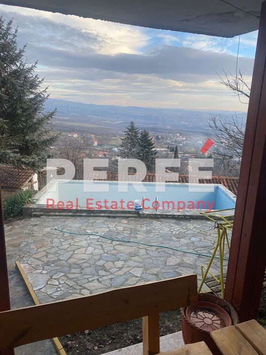 Къща в Бургас, област-гр.Айтос площ 86 цена 99000