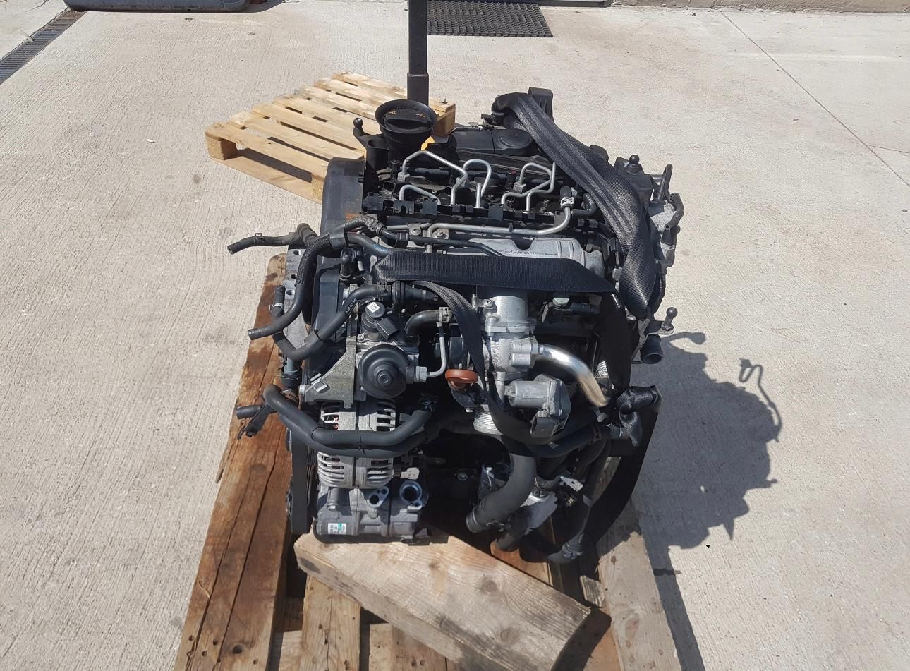 Motor VW Golf 6 2.0 TDI Cod motor CBBB