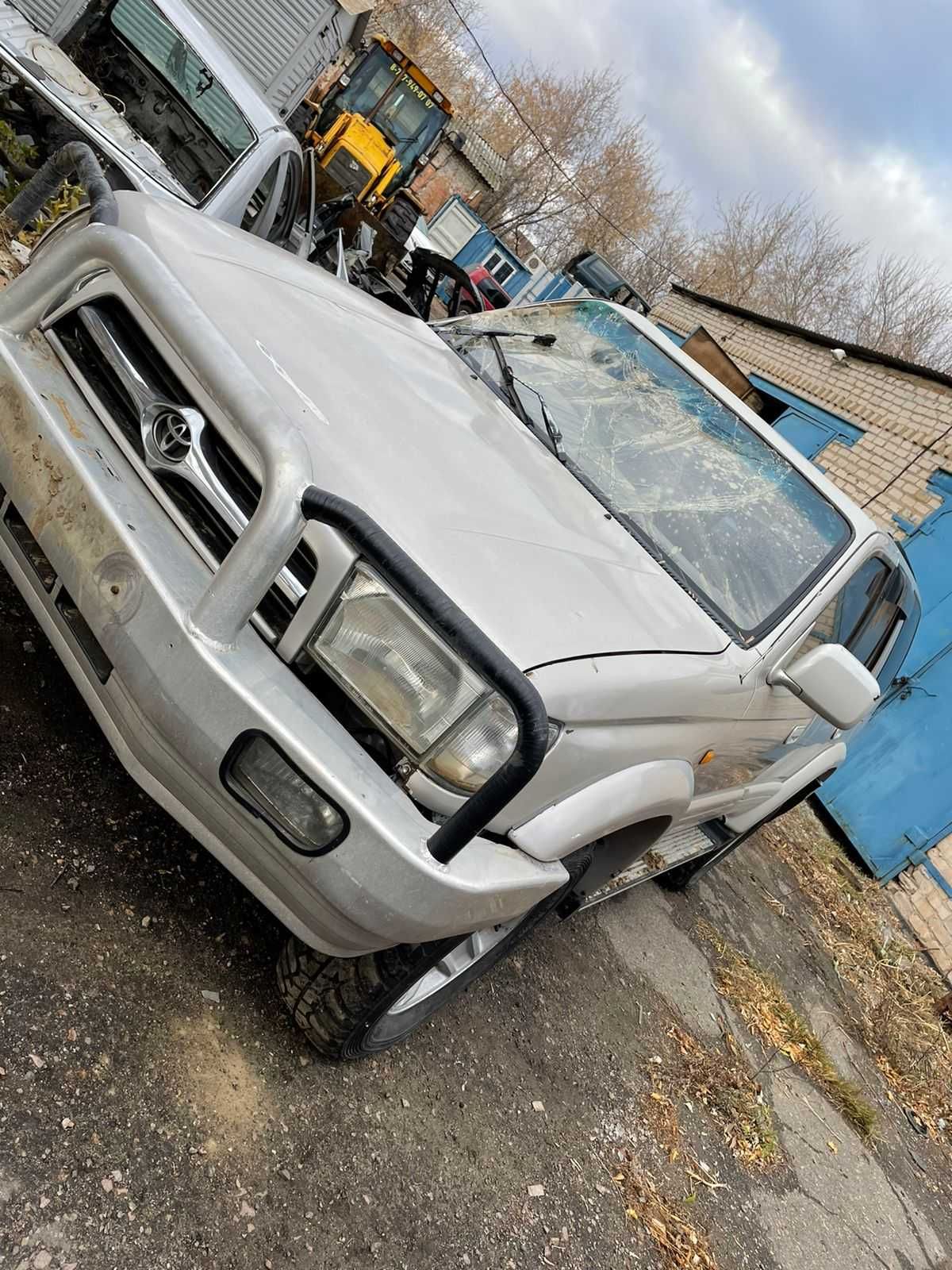 Toyota Hilux Surf III 185 кузов (96-01) по запчастям. (Тойота Сурф)