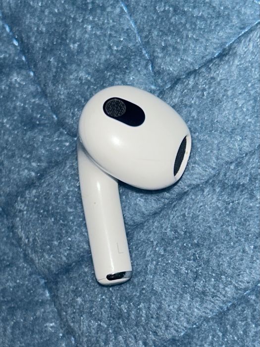 Обмен AirPods 3,4 на кейс 3и правую трешку