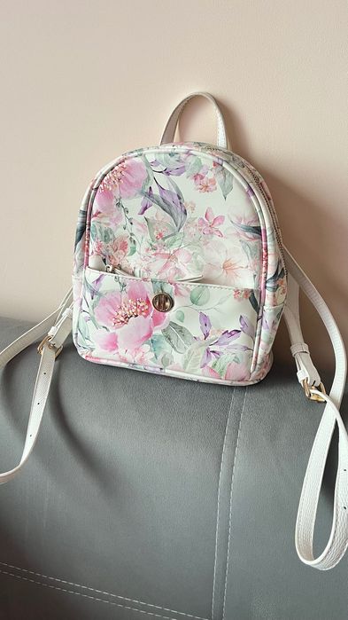 Раница и портмоне Mohito