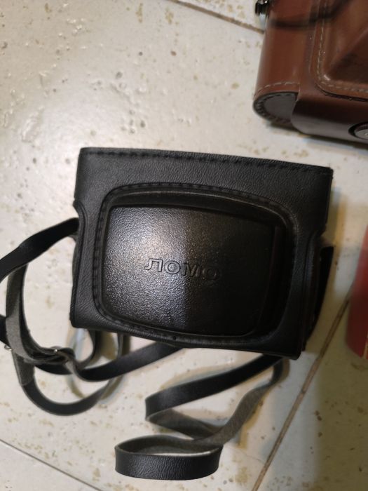 Фотоапарати и театрален бинокъл