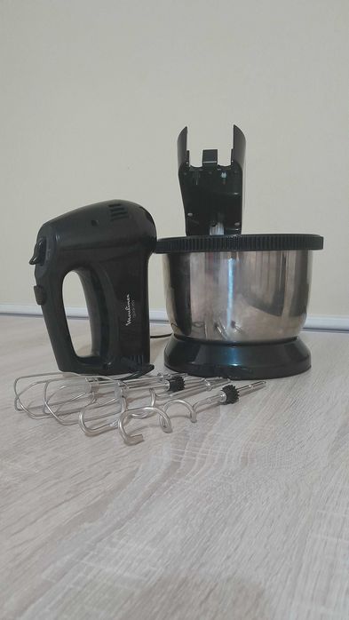 Миксер Moulinex HM 3128B1