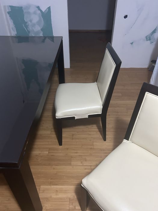 Masa si scaune din lemn masiv