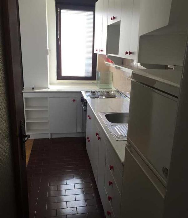 Дава се под наем Двустаен апартамент в Пловдив, Остромила - 65 кв.м за 219.3 € - Снимка #3