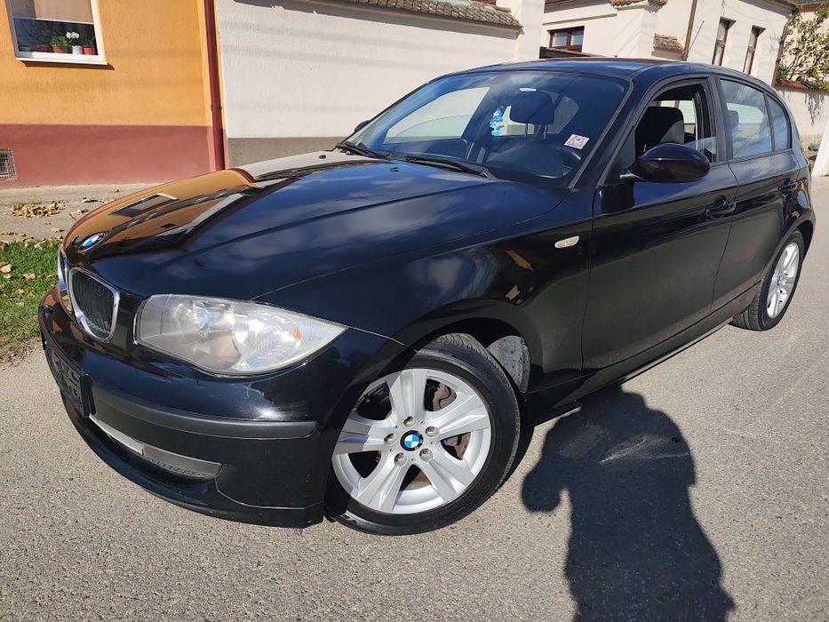 Bmw 116i an 2009 in 4 usi
