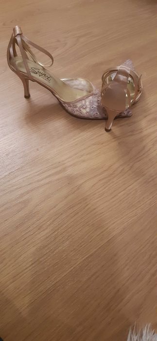 Pantofi, geanta ocazie