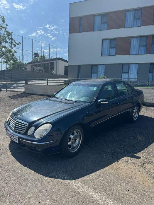 Mercedes E 220 W 211