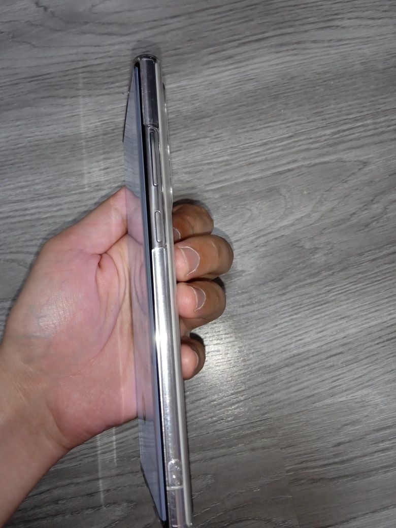 Samsung S22 ultra 12/512