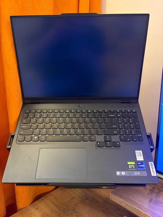 Lenovo Legion 7i Pro i9-13900HX / RTX 4080 / 32GB DDR5/2TB SSD/16IRX8H
