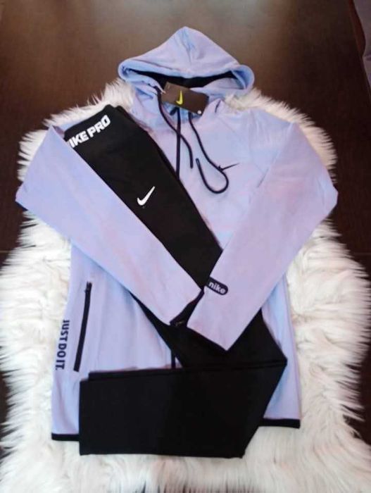 Дамски комплект 2 части - последни бройки