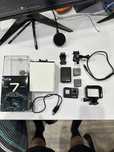 Gopro hero 7 black със 2 батерии и аксесоари