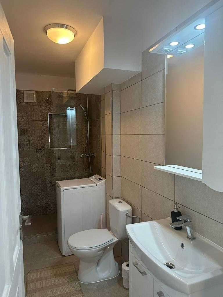 Inchiriez Apartament 2 camere Craiova central