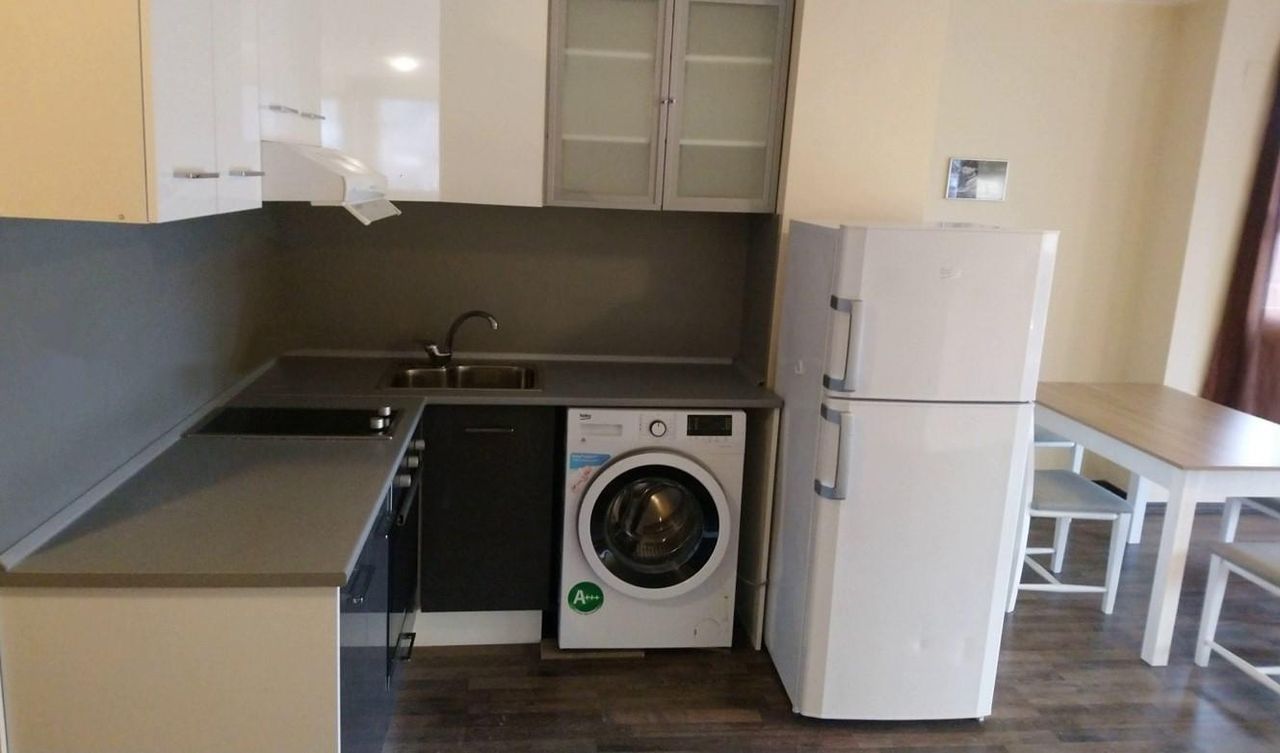 Дава се под наем Двустаен апартамент в София, Младост 4 - 90 кв.м за 600 € - Снимка #3