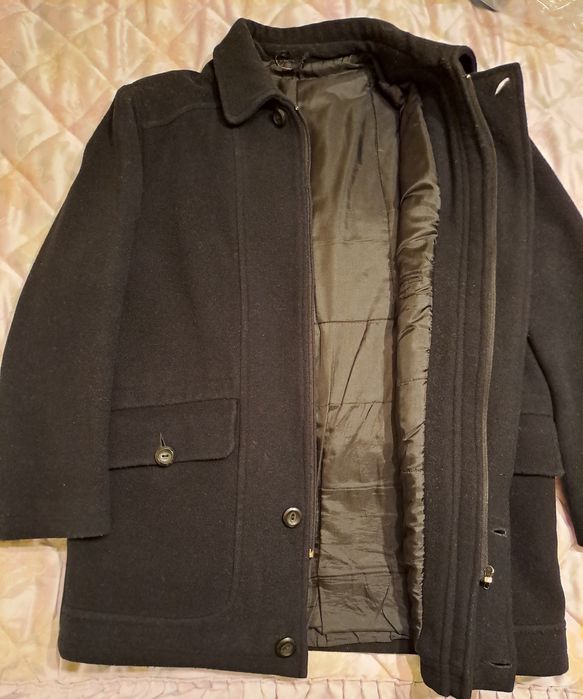 Vând palton barbati