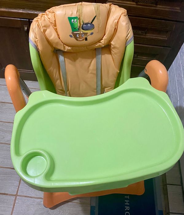 Столче за хранене