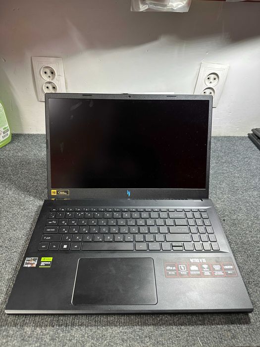 Продается игровой ноутбук Acer Nitro V15 в отличном состоянии