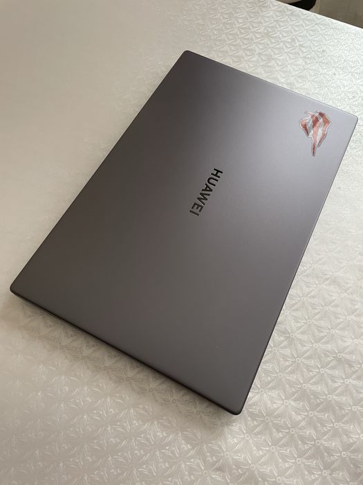 Продам ноутбук в отличном состоянии