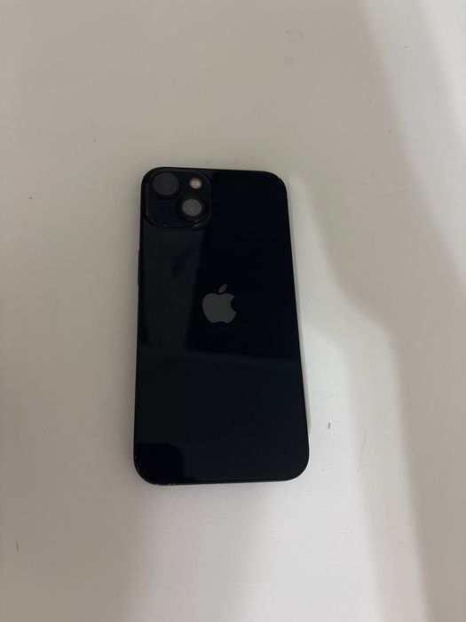 Телефон айфон 13