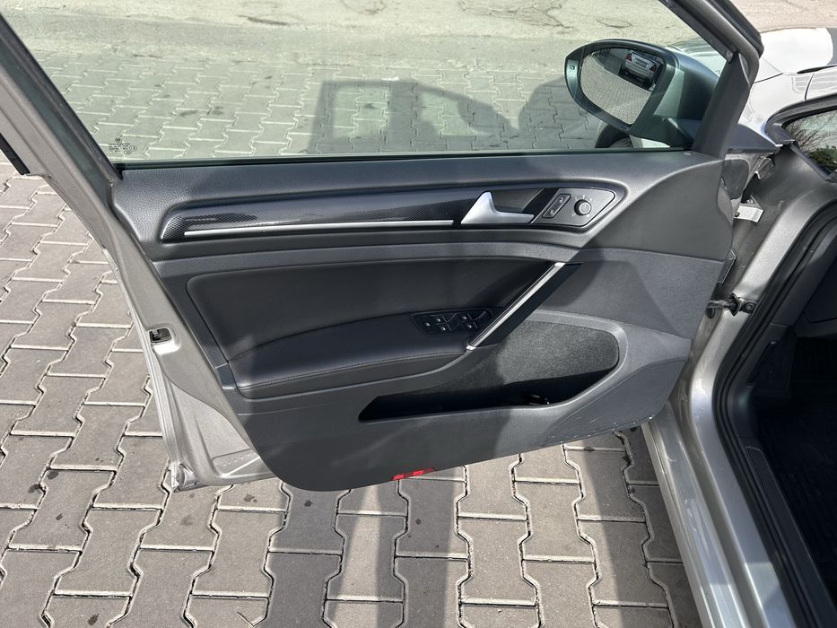 Golf 7   1.6 Bluemotion