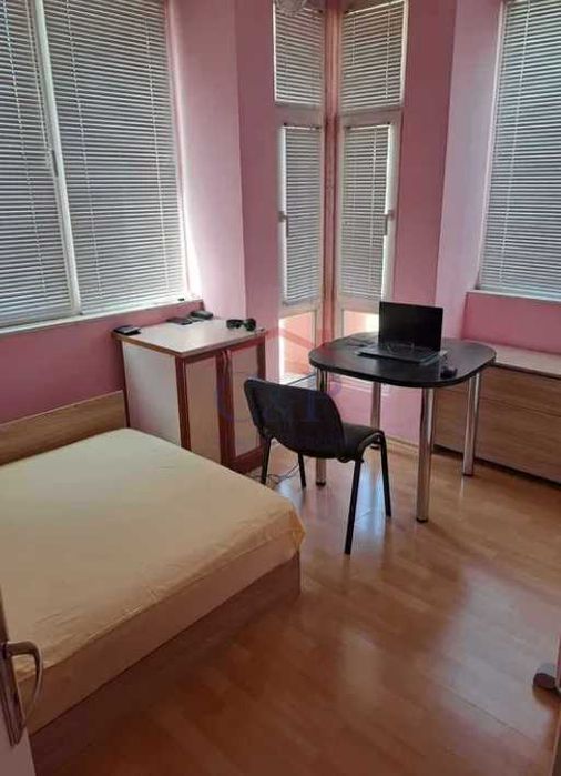 Продава се Тристаен апартамент в Велико Търново, Център - 62 кв.м за 1452 €/кв.м - Снимка #5