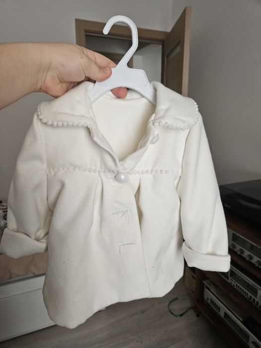 Palton elegant alb bebe 6-12 luni