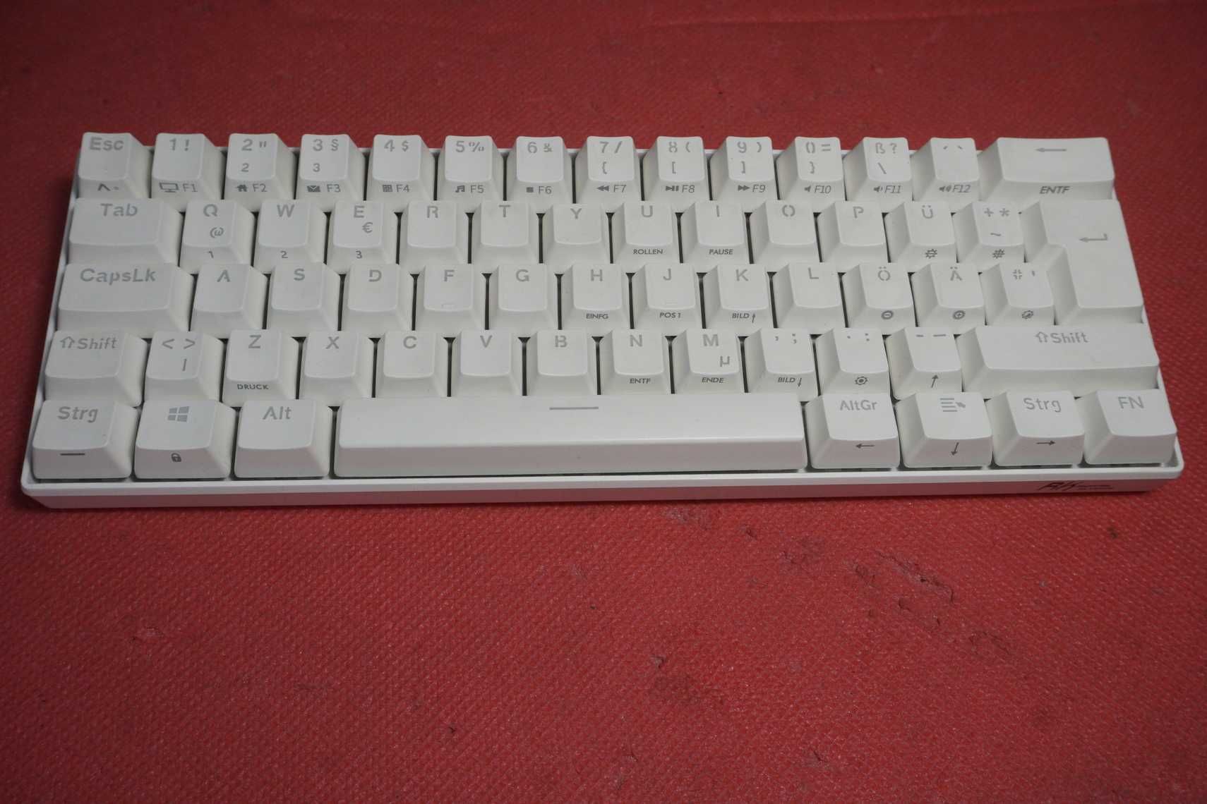 Механична безжична клавиатура с RGB подстветка Royal Kludge RK61 бяла