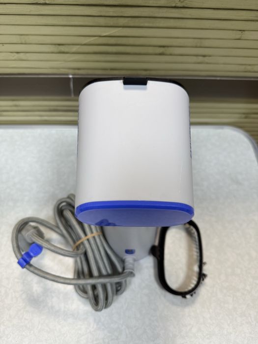 Вертикална парна ютия Russell Hobbs