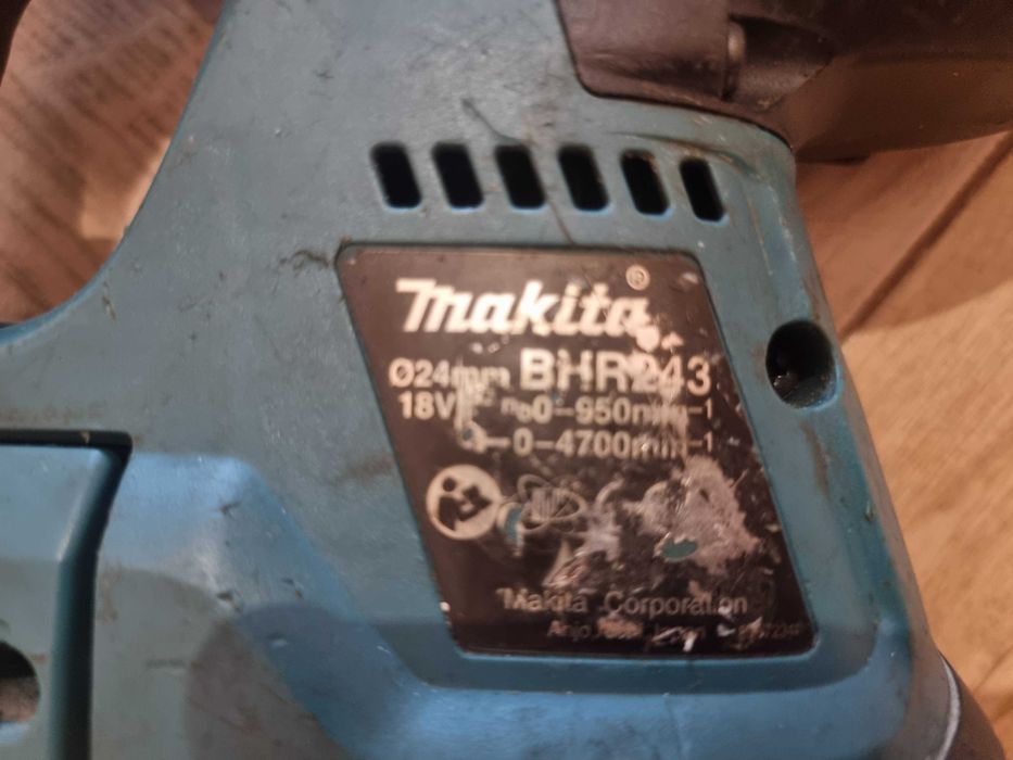 Инструменти MAKITA