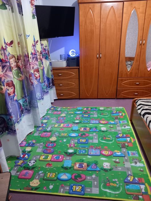 Covoare mari cu 2 fețe  pt copiii