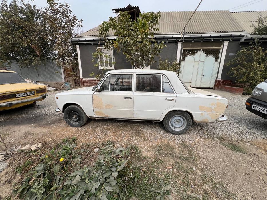 Vaz 2101 sotiladi