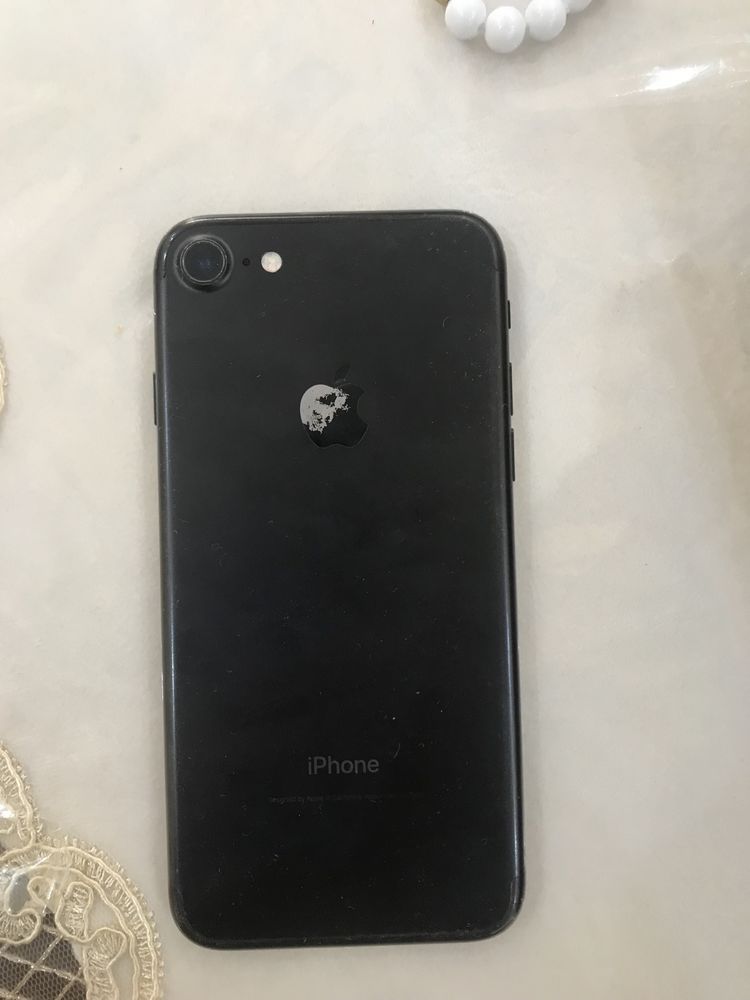 Iphone 7 32 gb в хорошем состояние