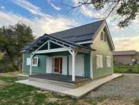 Casă modulară pe structura metalica