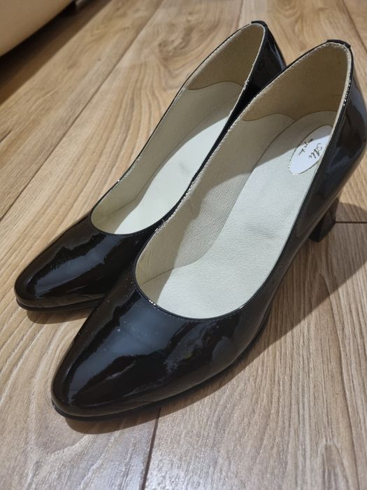 Pantofi dama piele lacuita 39