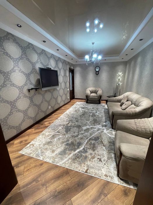 Аренда 5 комнатная на Садыка Азимова 140 кв.м