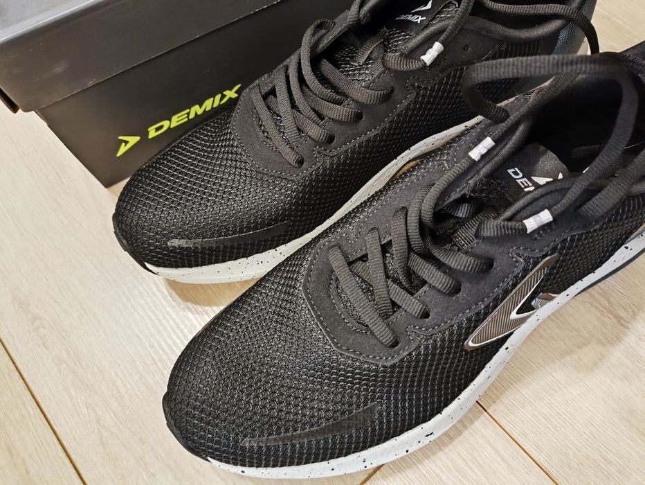 Кроссовки большой размер Demix sport размер 46