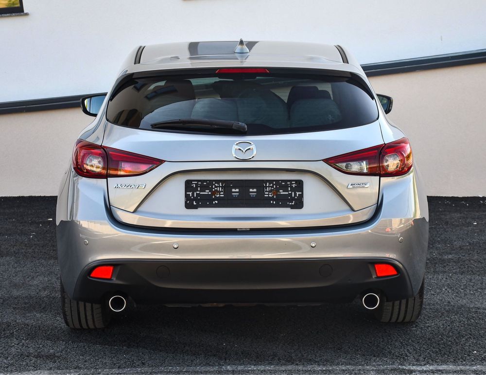 Mazda 3 SKYACTIV-G 120 Center-Line